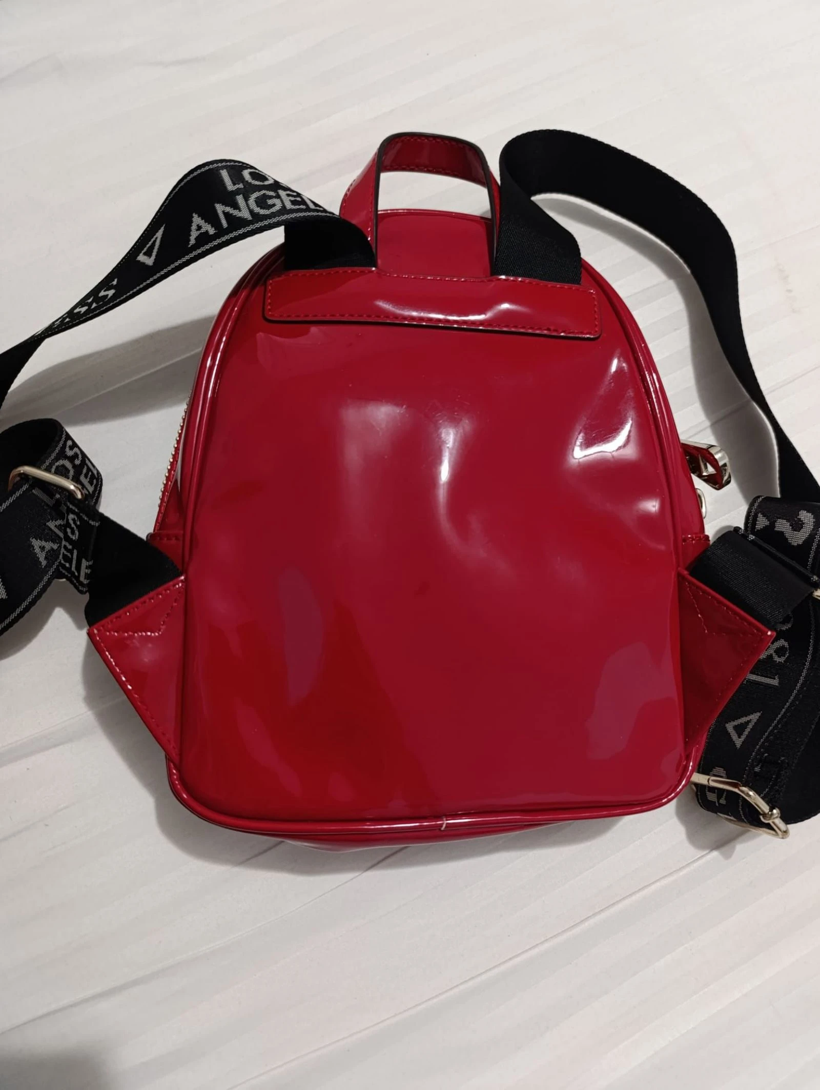Mochila Guess charol asas deportivas  – photo 9